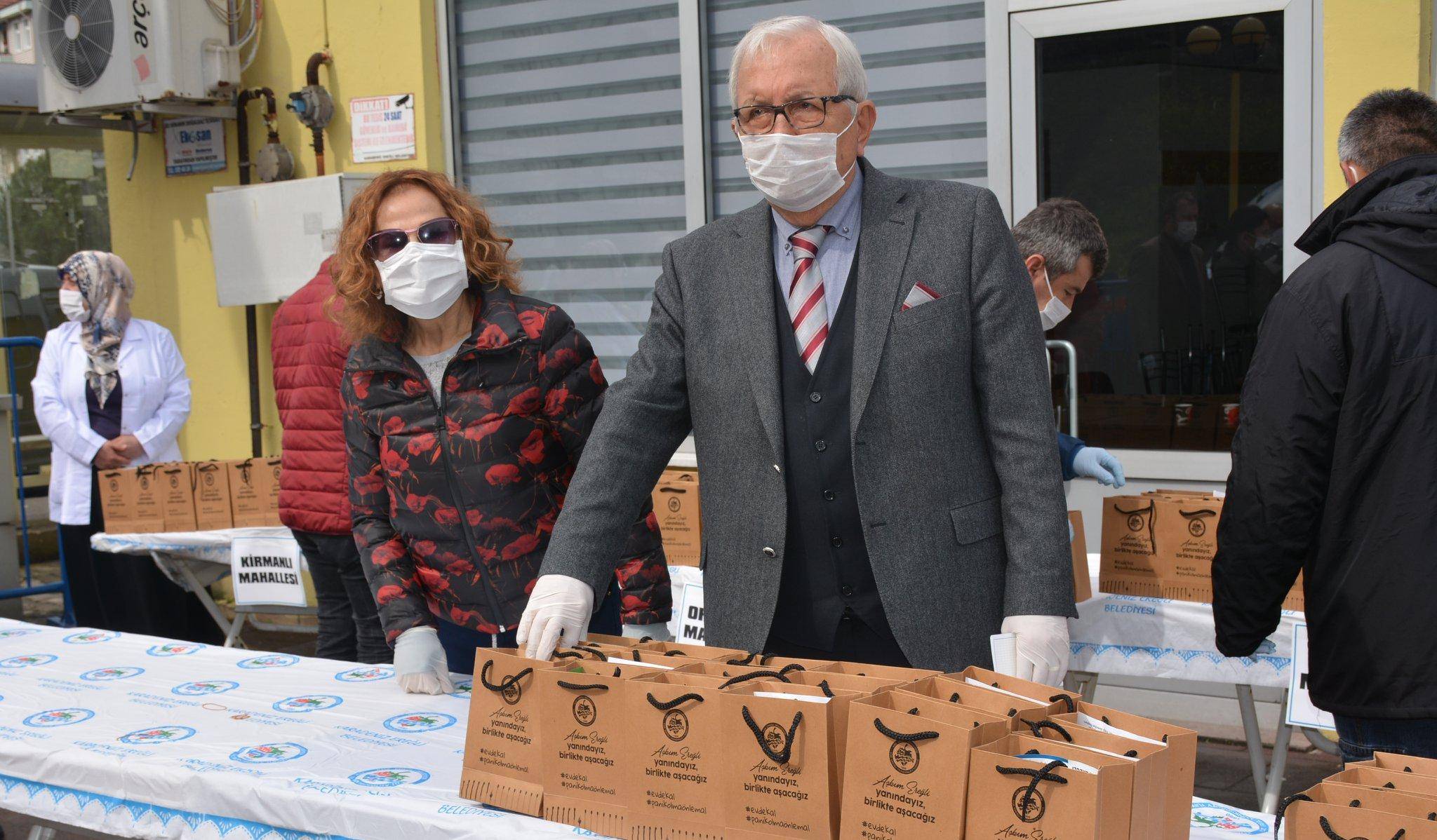 KDZ. EREĞLİ BELEDİYESİ 45 BİN HANEYE SAĞLIK SETİ DAĞITIMINA BAŞLADI