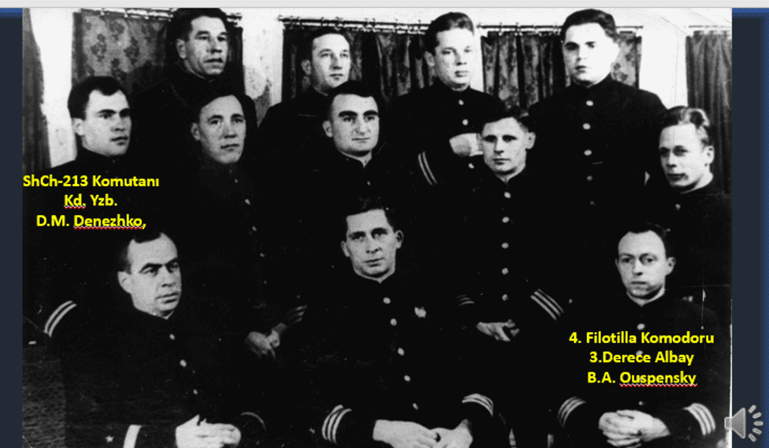 ‘STRUMA’YI BATIR’ EMRİNİ VEREN VE UYGULAYAN AYNI FOTOĞRAF KARESİNDE