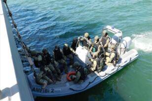 Kılıcın Keskin Yüzü Okun Sivri Ucu Amfibi Hücum Timleri