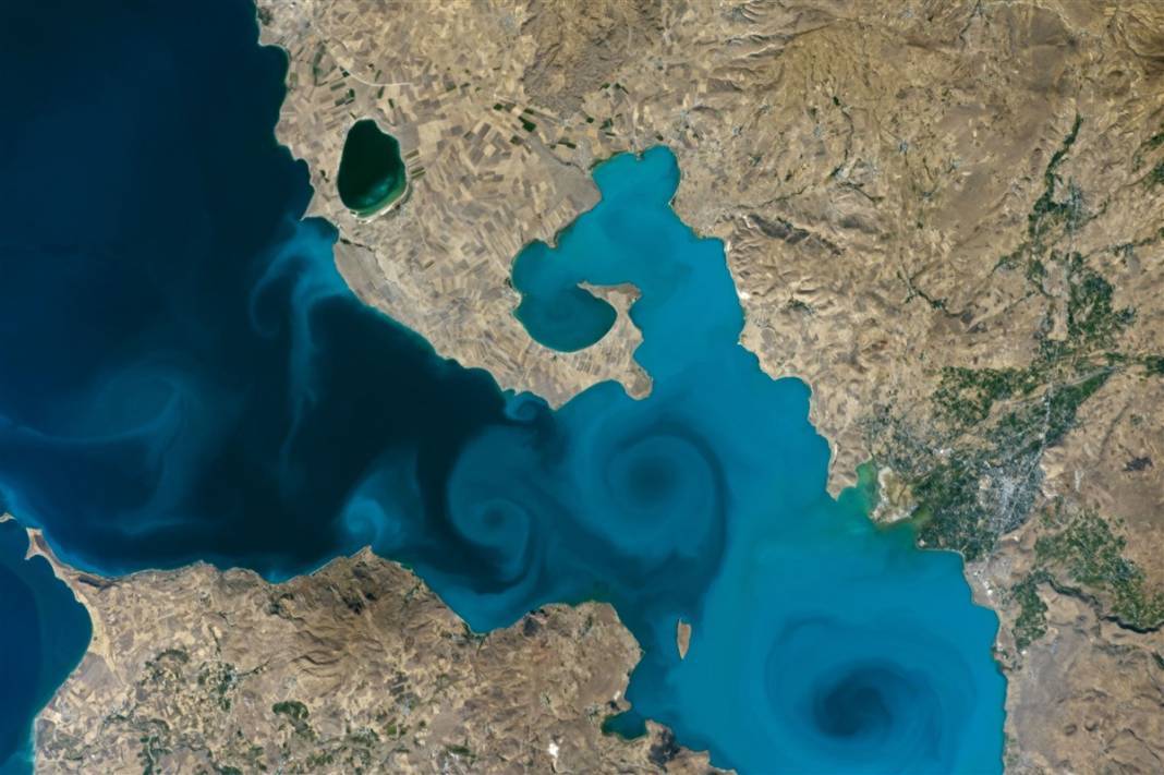 van gölü nasa (1)