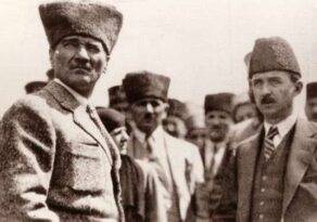 ATATÜRK VE TARİHTE BUGÜN 30 AĞUSTOS