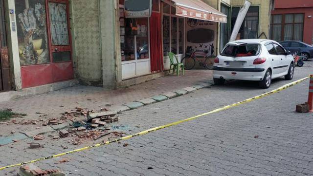 son-dakika-kutahya-da-5-buyuklugunde-deprem-14365562_7946_o