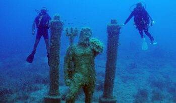 Türkiye’nin ilk su altı müzesi harap oluyor
