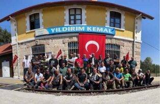 ZAFER BAYRAMINA ANLAM KATACAKLAR…SÜVARİ RUHUYLA DEMİR ATLARLA