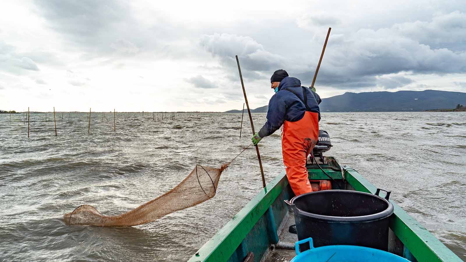 BAKANLIKTAN KÜÇÜK BALIKÇIYA MÜSİLAJ DESTEĞİ