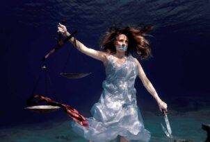 DENİZ VE KADIN… İNSAN NEREDE YAŞIYORSA ORADA İYİ YAŞAYABİLİR