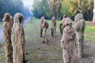 ARAZİYLE KAMUFLAJ VE TAM İSABET