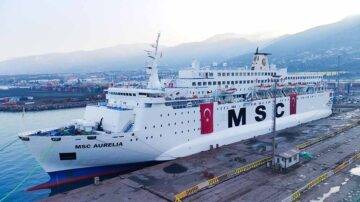 MSC AURELIA DEPREMZEDELERE YARDIM İÇİN İSKENDERUN’DA