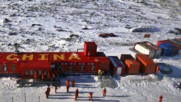 ÇİN’DEN BARIŞÇIL ANTARKTİKA SEFERİ