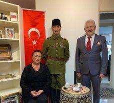ROTTERDAM’DAKİ ATATÜRK MÜZESİ… BİR CUMHURİYET SEVDALISI BAŞARDI… BÜLENT TÜRKER