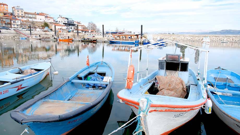 EĞİRDİR GÖLÜ NEFES ALMAYA BAŞLADI SIRADA DİP ÇAMURU TEMİZLİĞİ VAR