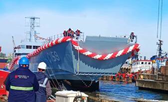 YENİ TİP ÇIKARMA GEMİSİ DENİZE İNDİRİLDİ DONANMA GÜÇLENDİ