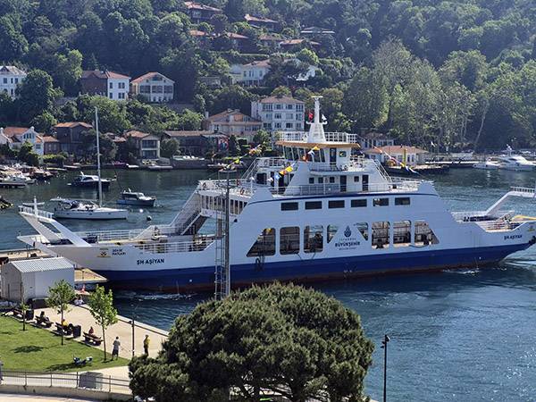 İSTİNYE-ÇUBUKLU FERİBOT HATTINI KAPATMAYIN