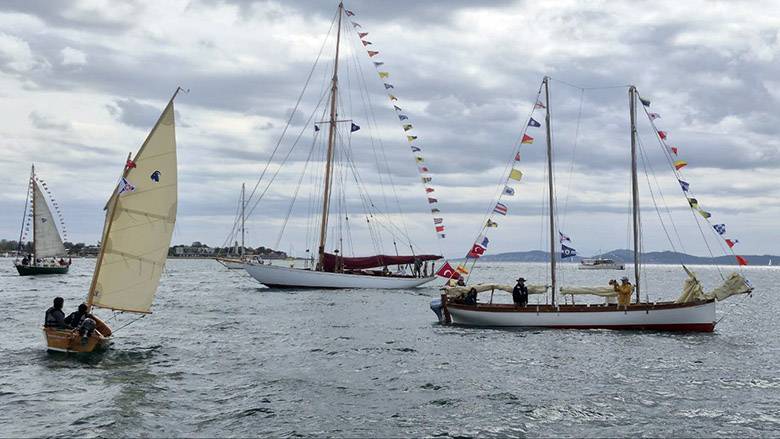 DENİZİN ESKİMEYEN SULTANLARI GEÇİT TÖRENİ YAPTI