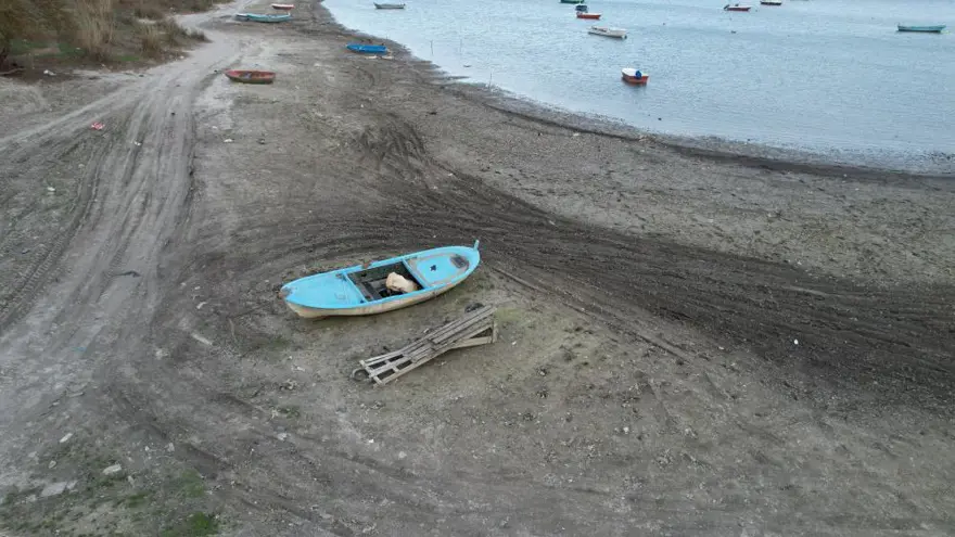 TERKOS GÖLÜ’NDE SULAR 10 METRE ÇEKİLDİ