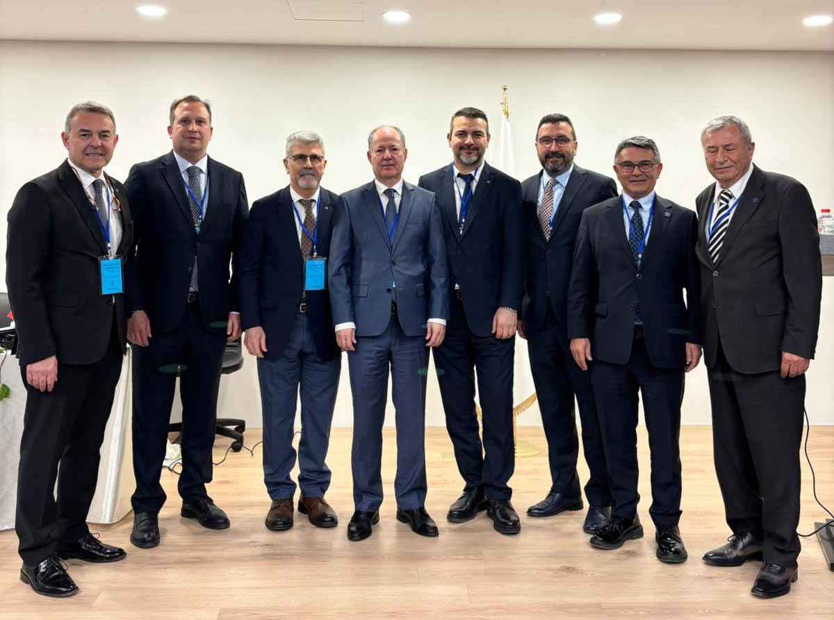 TÜRK LOYDU’NDA PROF. DR. ORAL ERDOĞAN GÜVEN TAZELEDİ