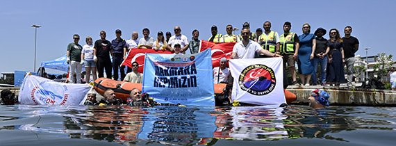 FIRTINADA BATAN TEKNELERİ DALGIÇLAR ÇIKARTTI